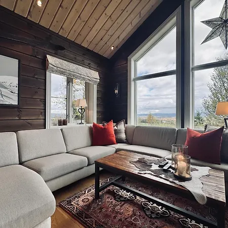 Spacious In The Mountains Дом отдыха *