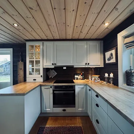 Дом отдыха Spacious In The Mountains Гуль