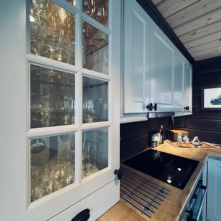 Spacious In The Mountains Дом отдыха *