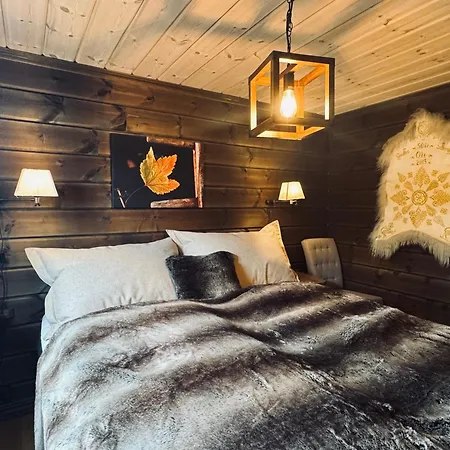 Дом отдыха Spacious In The Mountains