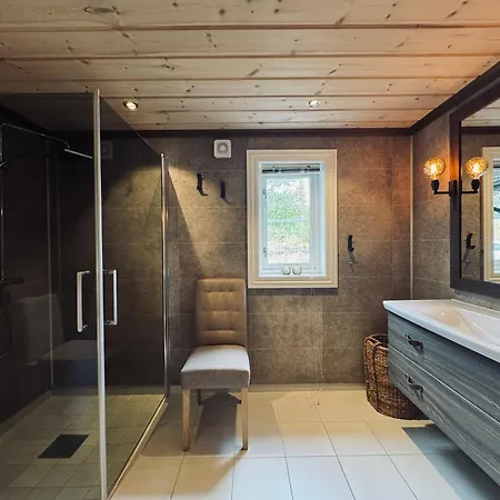 Spacious In The Mountains *