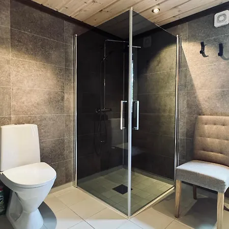 Spacious In The Mountains Гуль