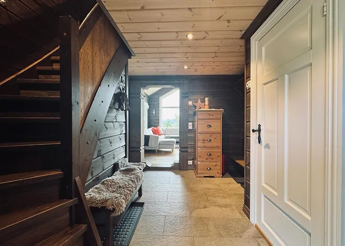 Spacious In The Mountains Gol